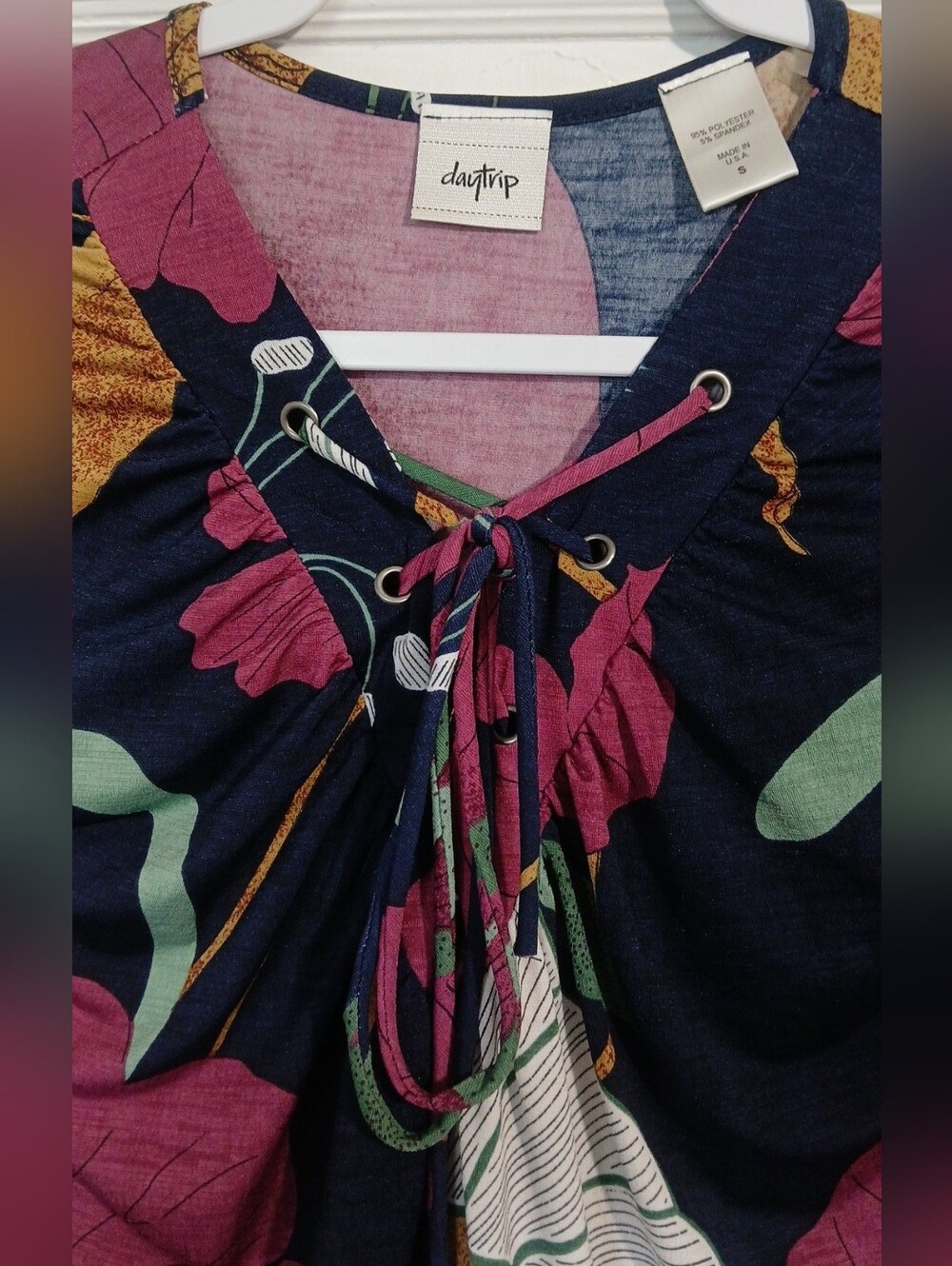 Daytrip Floral Lace-Up Blouse - Picture 3 of 9